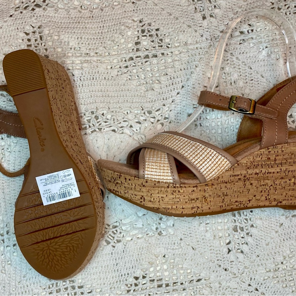 Clarks Elleri Plum Leather Ankle Strap Cork Wedge Cuir Praline womens 6 NEW